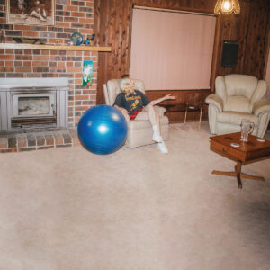 Julia Jacklin  - Don't Let The Kids Win (Powder pink vinyl)
